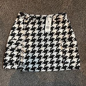Ivy Park Houndstooth Button skirt